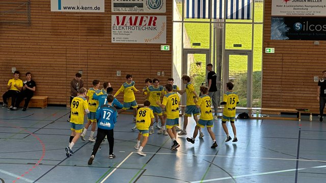 B1 bringt 2 Punkte aus Wolfschlugen mit