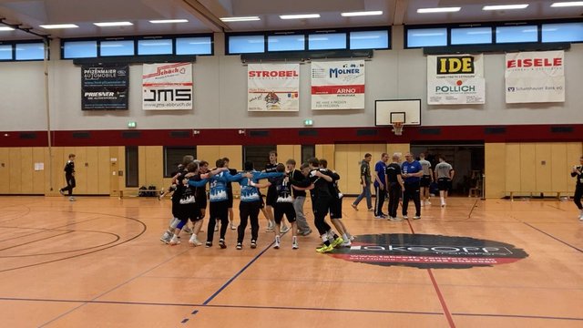 Zu Beginn herrscht das Chaos