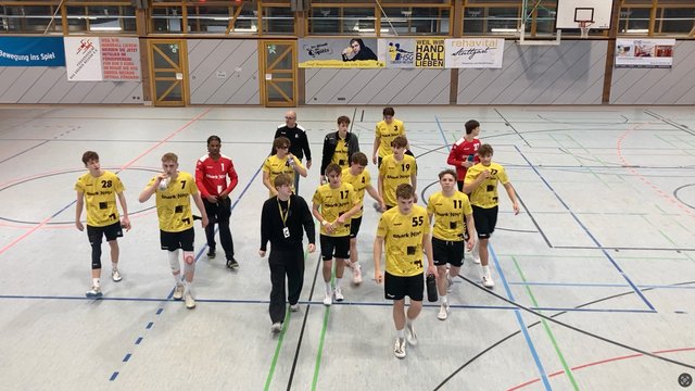 Knapper Sieg nach Nervenkrimi