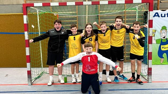 C3 gewinnt Auswärtsspiel gegen HSC Schm/Oeff2 mit 13:33Toren