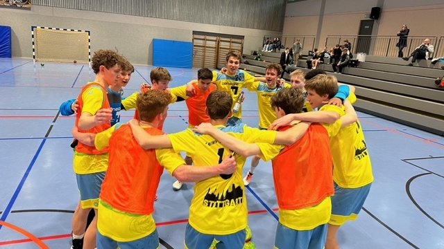 B2 dreht das Spiel in Weinstadt
